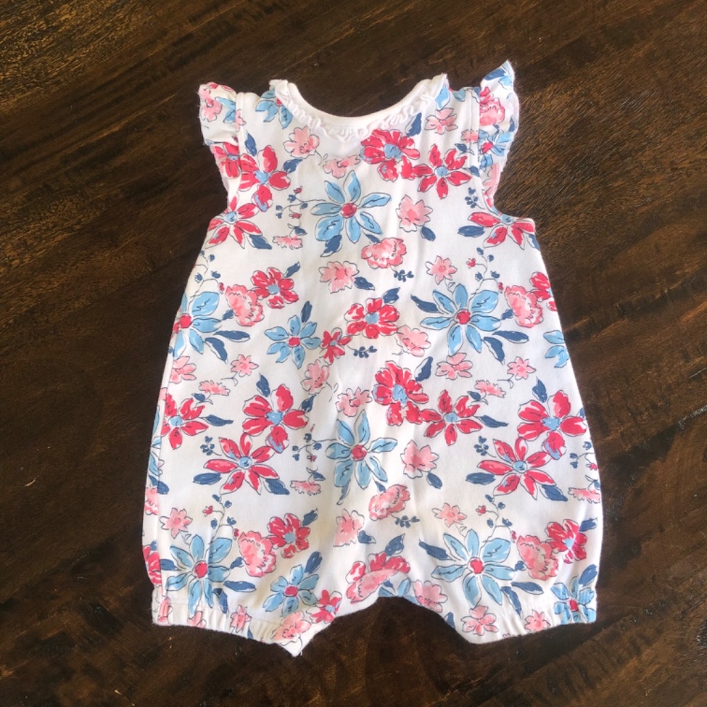 Flower Ruffle Romper - Picture 3 of 4
